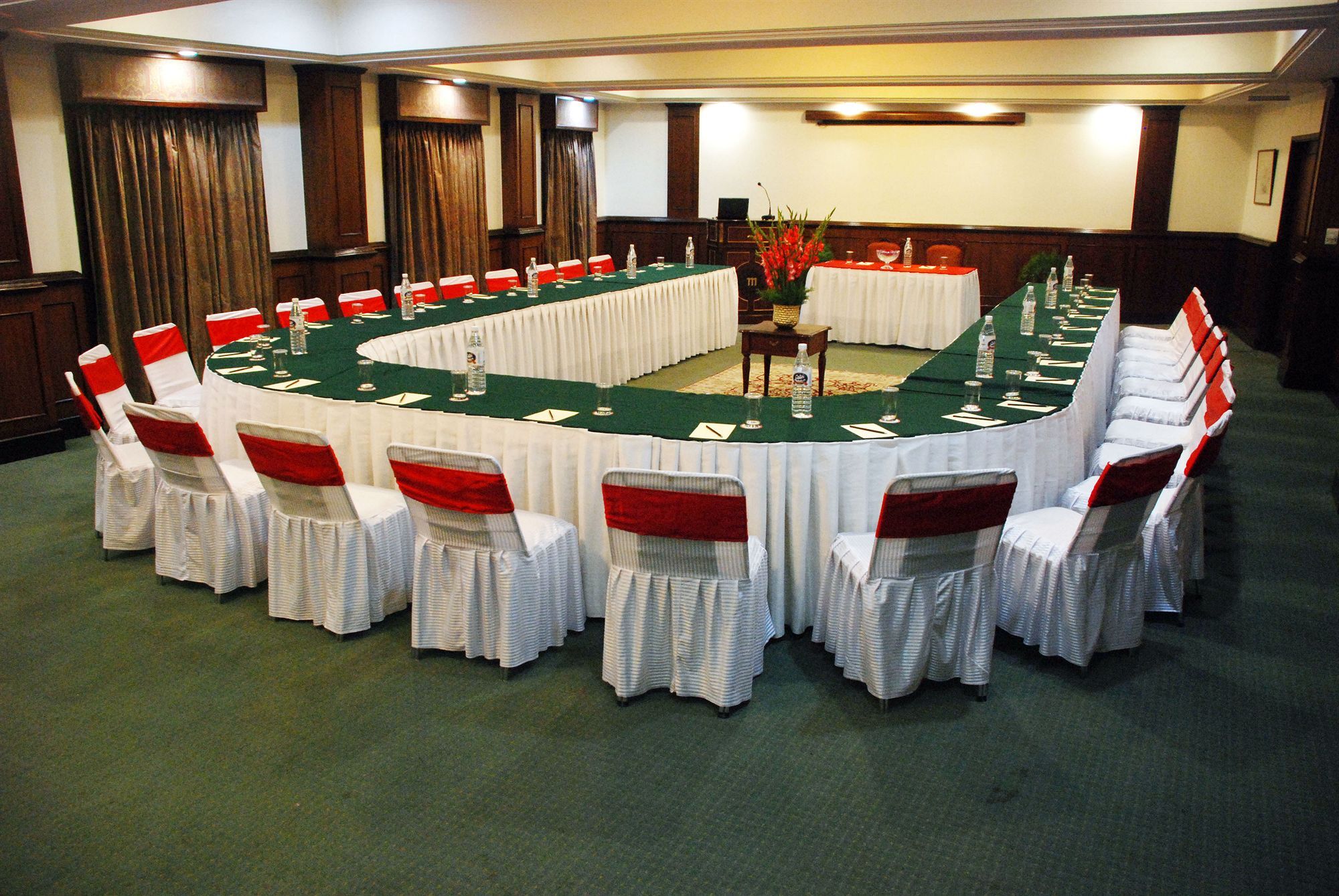 Hotel Namah Nainital, A Member Of Radisson Individuals Retreats Exterior foto